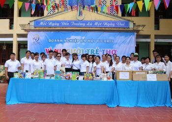 “CHUNG TAY VÌ NỤ CƯỜI THÂN ÁI!”