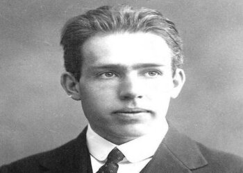 Dạγ và học, một bài học haγ ý nghĩa về giáo dục của thiên tài