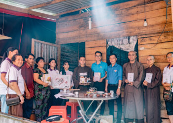 Tổ chức bảo trợ giáo dục Vicaris đến thăm và bảo trợ cho 4 em học sinh nghèo tại tỉnh Tiền Giang