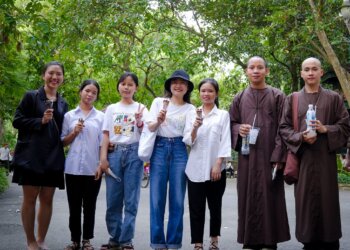 Buổi tham quan Thảo Cầm Viên cùng gia đình Vicaris