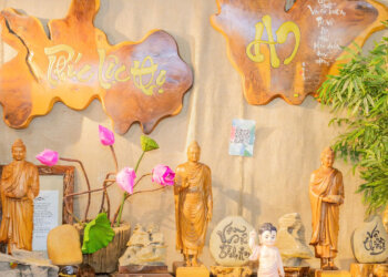 NGHỆ THUẬT ĐIÊU KHẮC MÃ ĐỘC HÀNH | GIAN HÀNG GÂY QUỸ VICARIS