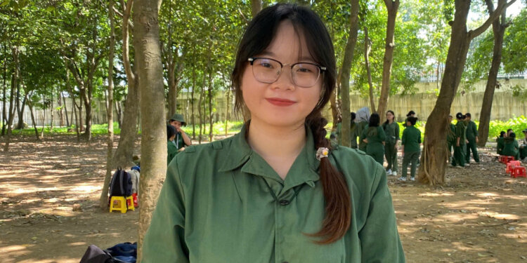 Diệp Ngọc Thủy (2006) – Sinh viên năm nhất ngành Luật Dân sự, Khoa Luật, Trường Đại học Kinh tế – Luật, ĐHQG-HCM