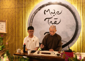 Mang thư pháp Chánh niệm đến với người trẻ