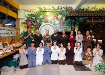 Dấu ấn Workshop Mực, Trà và Thi – Ngọc Ánh (Một thành viên được Quỹ Vicaris bảo trợ)