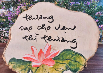 Tranh gỗ thư pháp